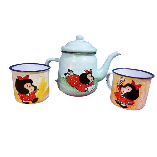 Juego tetera enlozada y jarros mafalda
